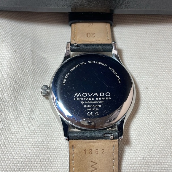 Movado Heritage Quartz Green Dial 40mm Men's Watch - Picture 7 of 11